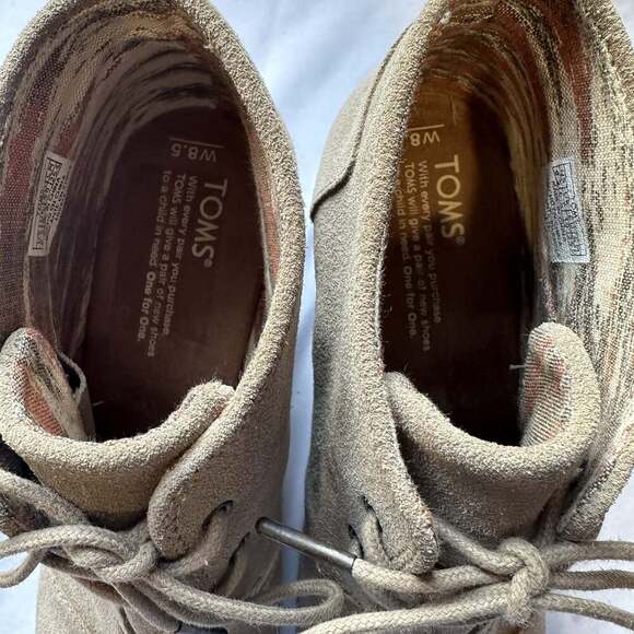 Toms Desert Wedge Taupe Suede Lace Up Ankle Boots - Picture 3 of 6